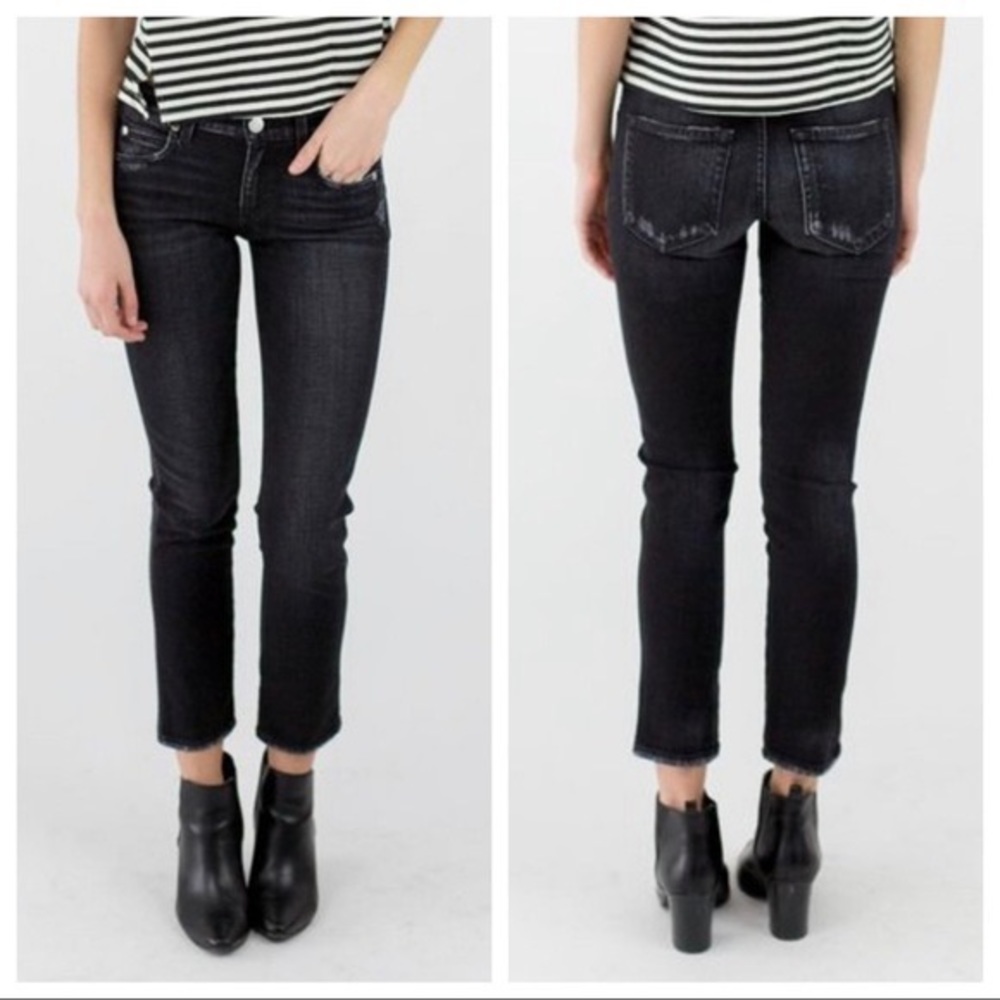 Amo Kate Ink Wash Cropped Jeans. Size 28 Black